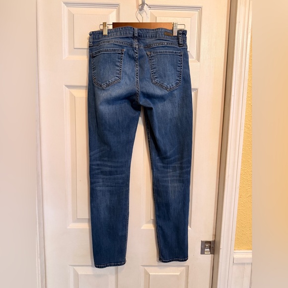 Kut from the Kloth Slouchy Boyfriend Jeans - Picture 6 of 9